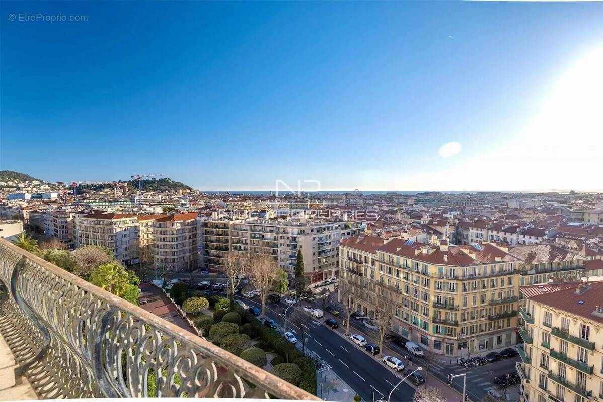Appartement à NICE
