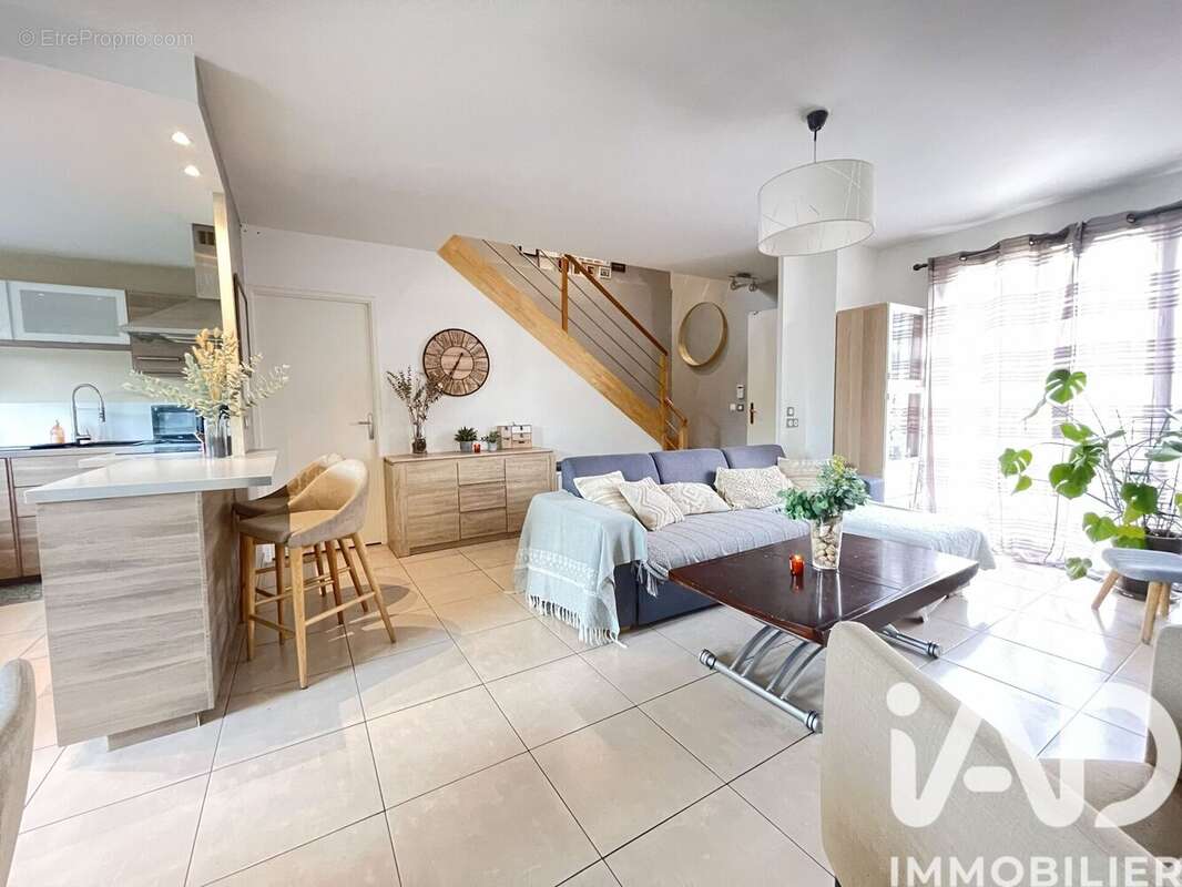 Photo 2 - Maison à BOISSY-SOUS-SAINT-YON