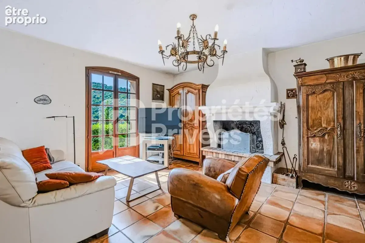 Maison Auribeau Sur Siagne 6 pièces 162 m²  Terrain de 2155 m² - photo 10