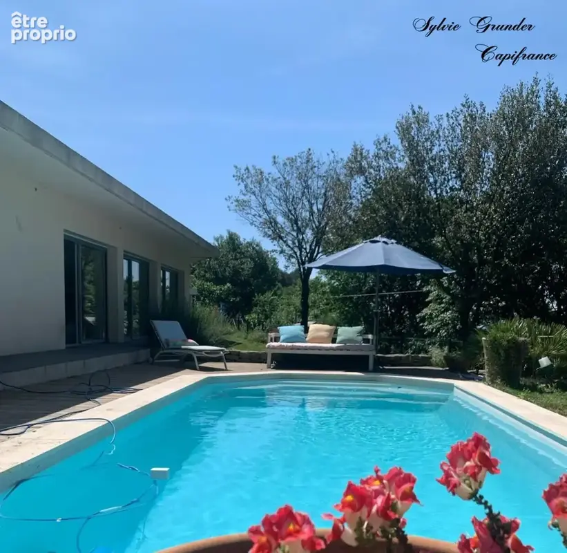 Dpt Bouches du Rhône (13), à vendre VERNEGUES maison P5 de 180 m² - Terrain de 1 300,00 m² - Plain pied - photo 13
