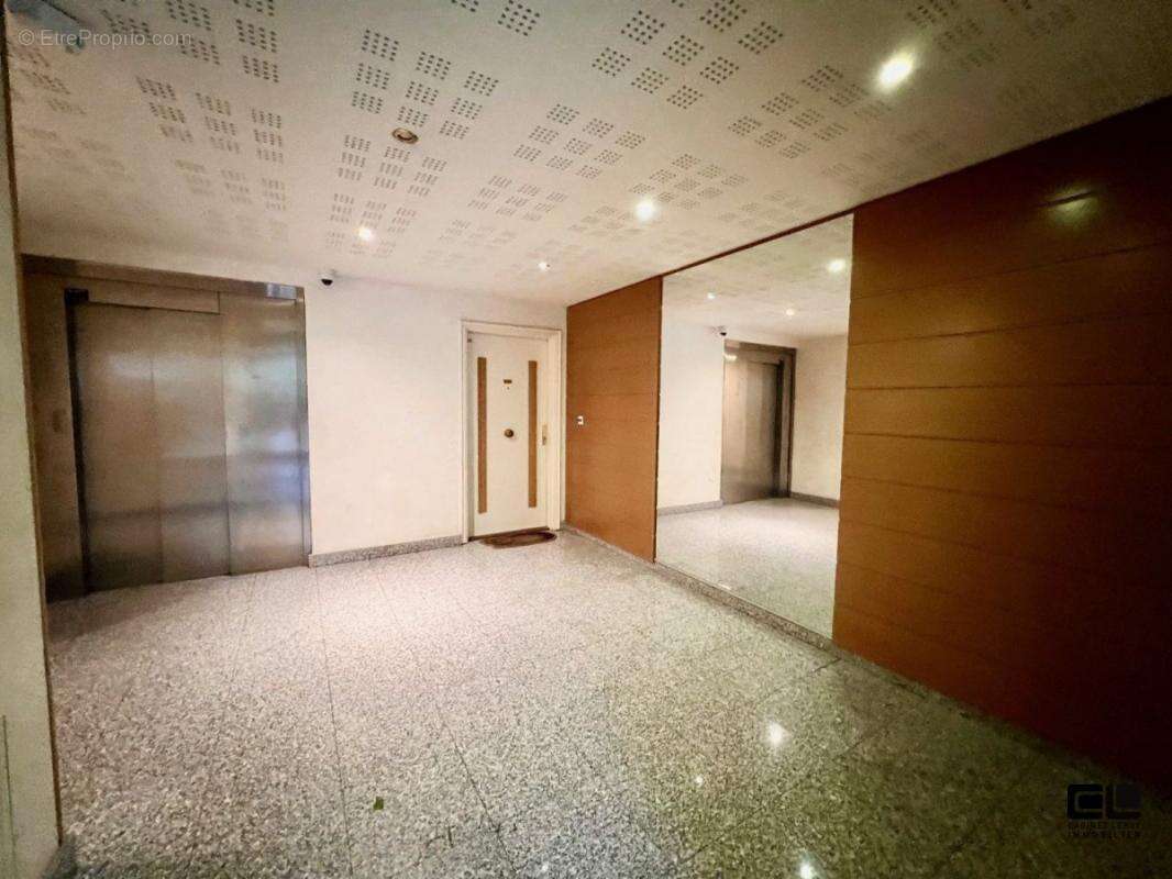 Appartement à SAINTE-FOY-LES-LYON