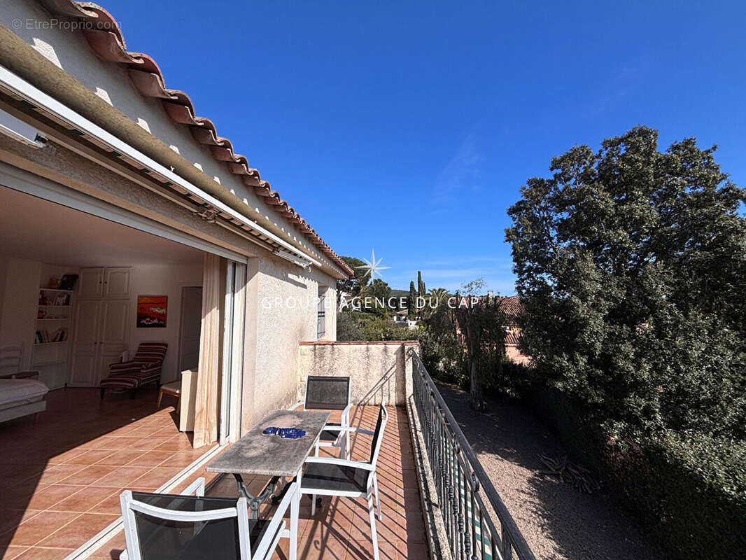 Maison à LES ISSAMBRES