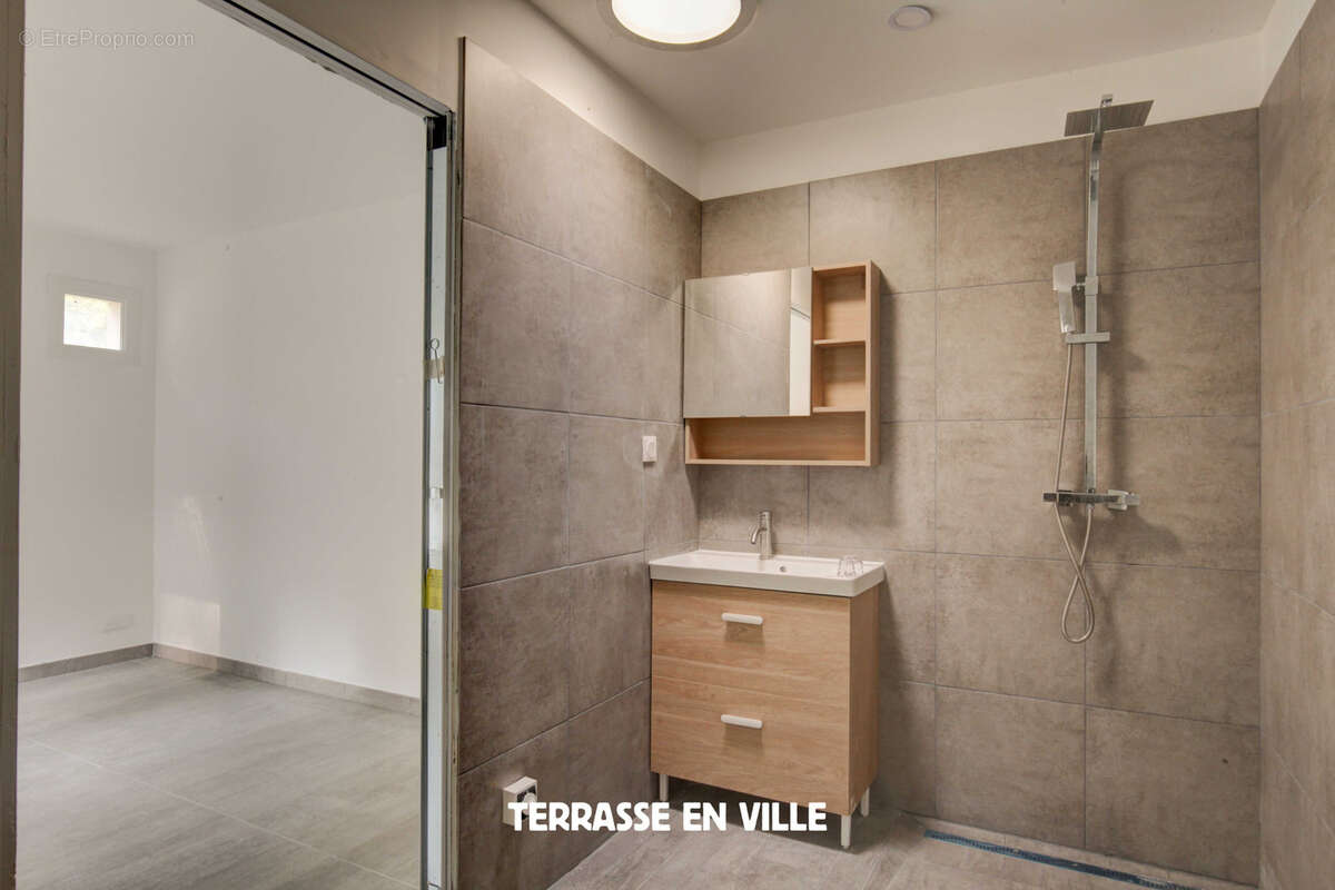 Maison à MEYRARGUES