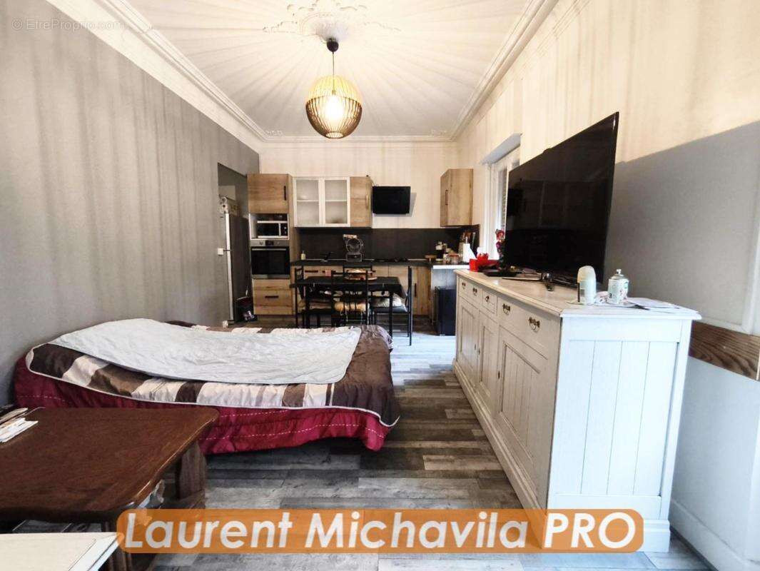 Commerce à LE BOUSQUET-D'ORB