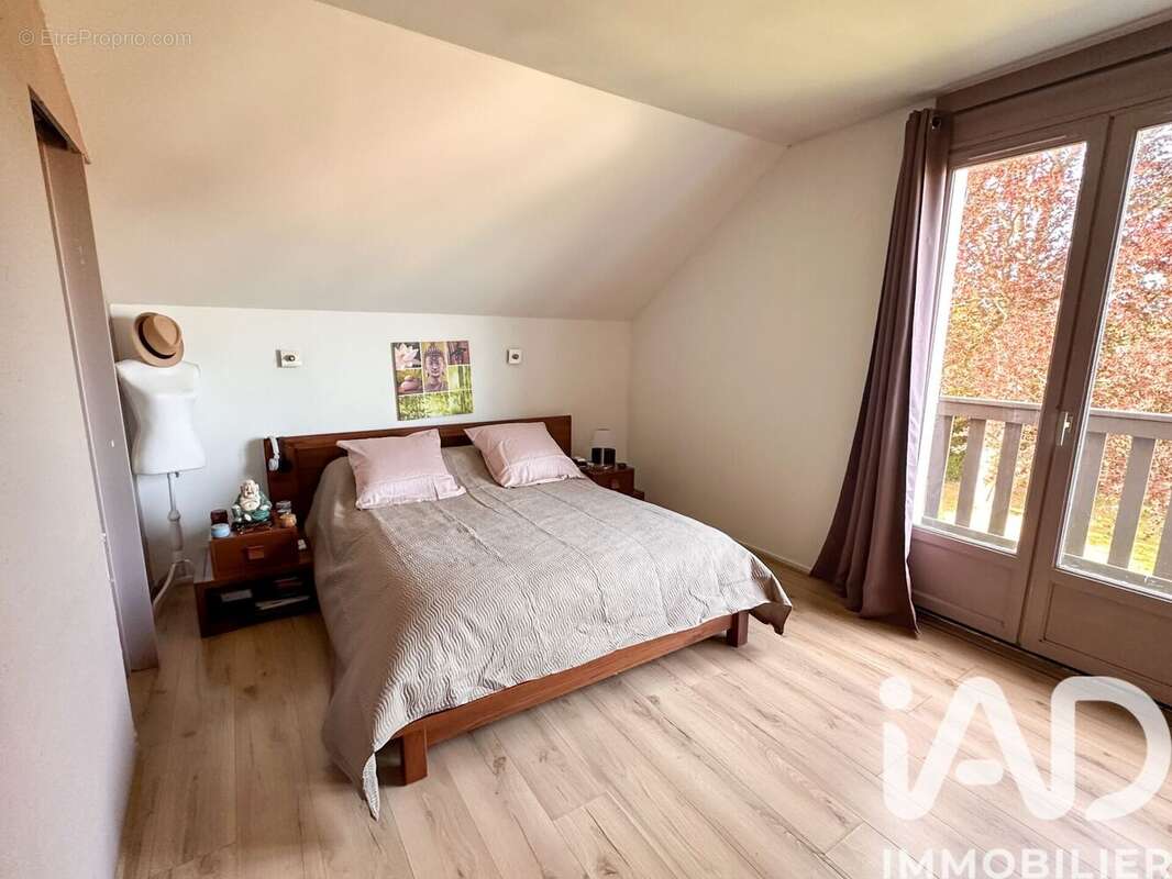 Photo 9 - Maison à BOISSISE-LE-ROI