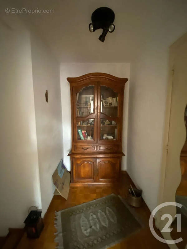 Appartement à MARSEILLE-4E