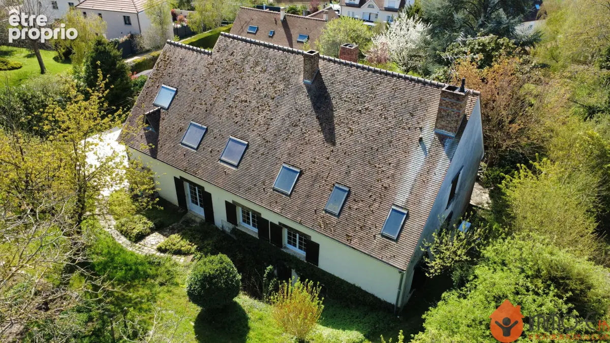 Maison 10 pièces 270 m² à vendre à Conde-Sainte-Libiaire (77450) - photo 2