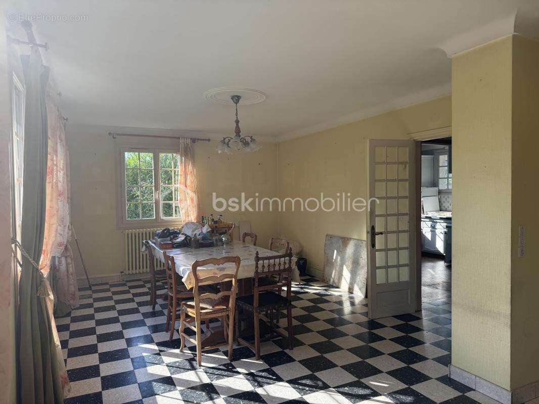 Maison à PONT-L'EVEQUE