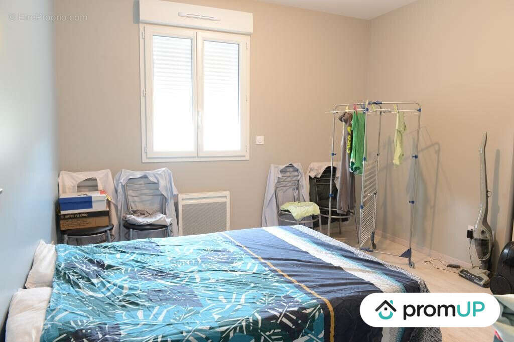 Maison à LA ROCHE-CHALAIS