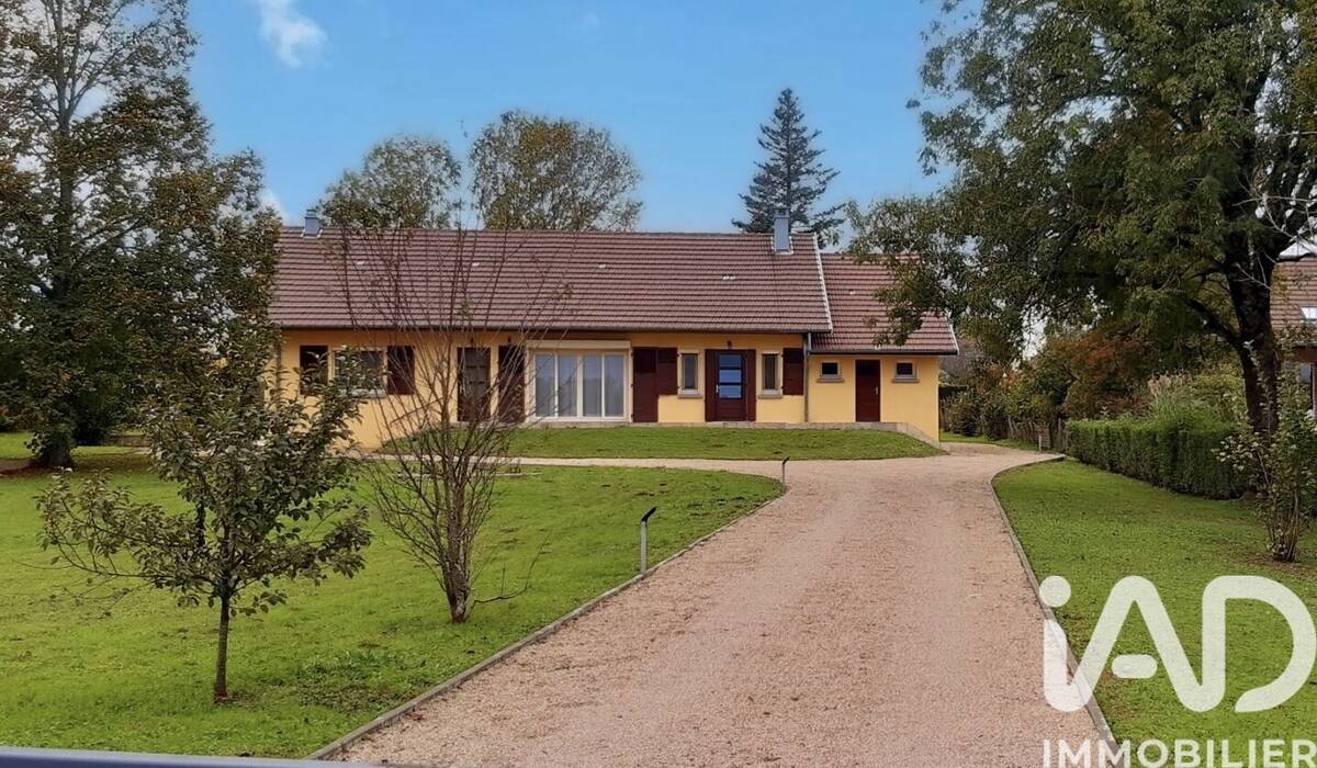 Photo 1 - Maison à LOUHANS