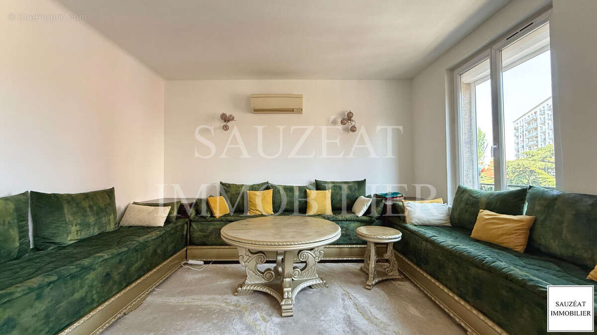 Appartement à BAGNEUX