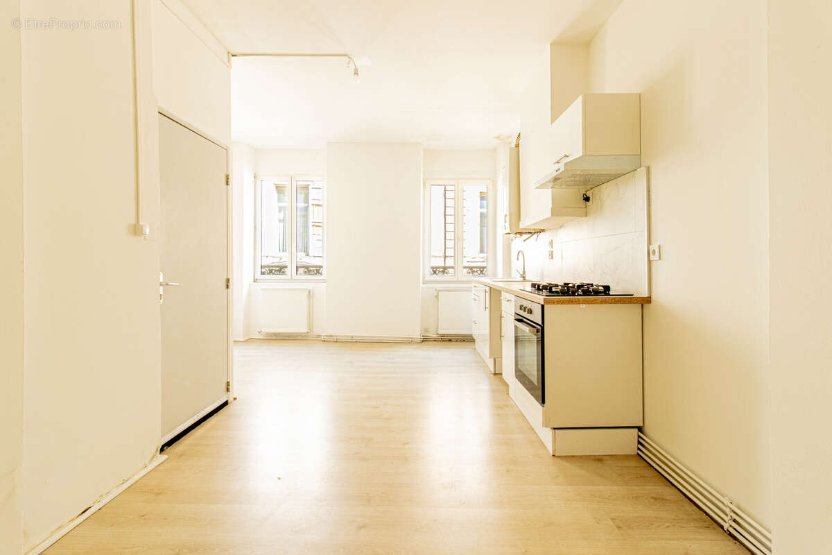 Appartement à CHARLEVILLE-MEZIERES