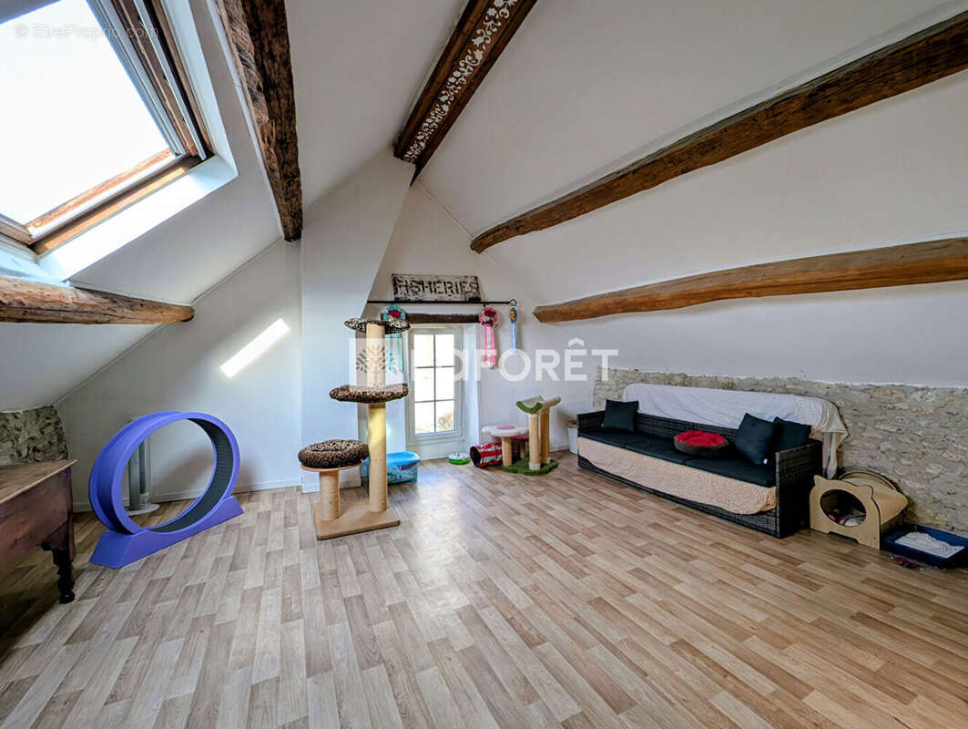Maison Roinvilliers 7 pièce(s) 243 m2 - photo 12