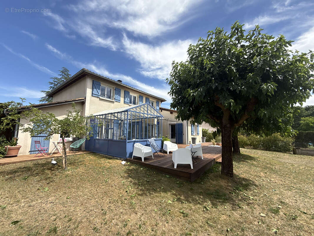 Maison à MONTMERLE-SUR-SAONE