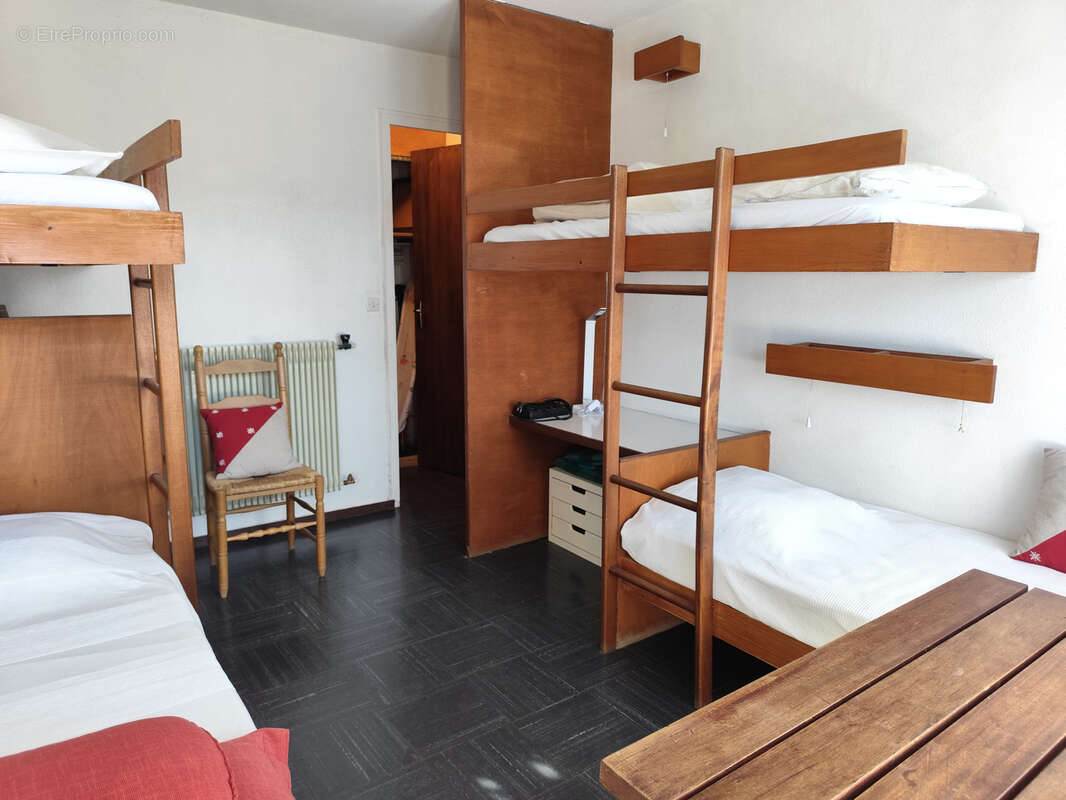 Appartement à MURAT-LE-QUAIRE