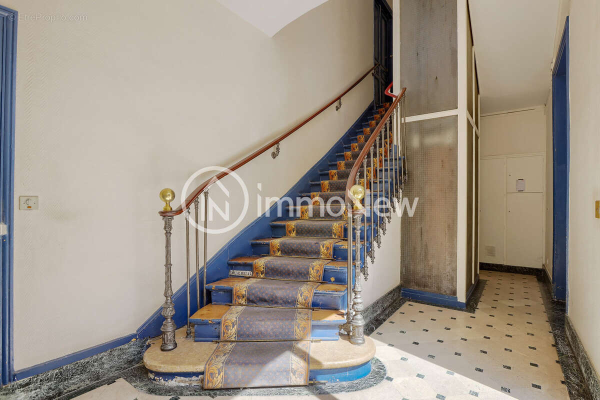Appartement haussmannien — Paris 16ème — Vue Arc de Triomphe et Tour Eiffel - photo 23