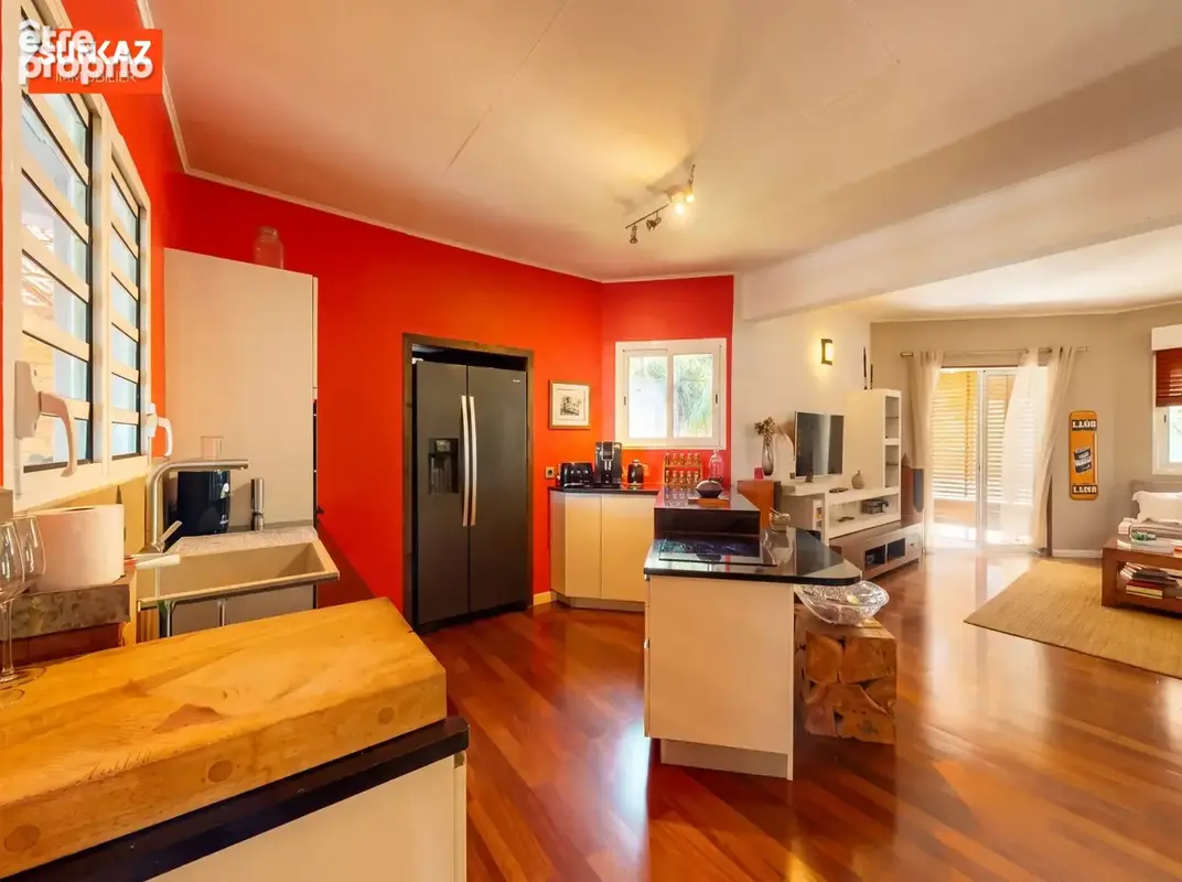 Maison 5 pièces 257 m² à vendre à Saint-Pierre (97410) - photo 7