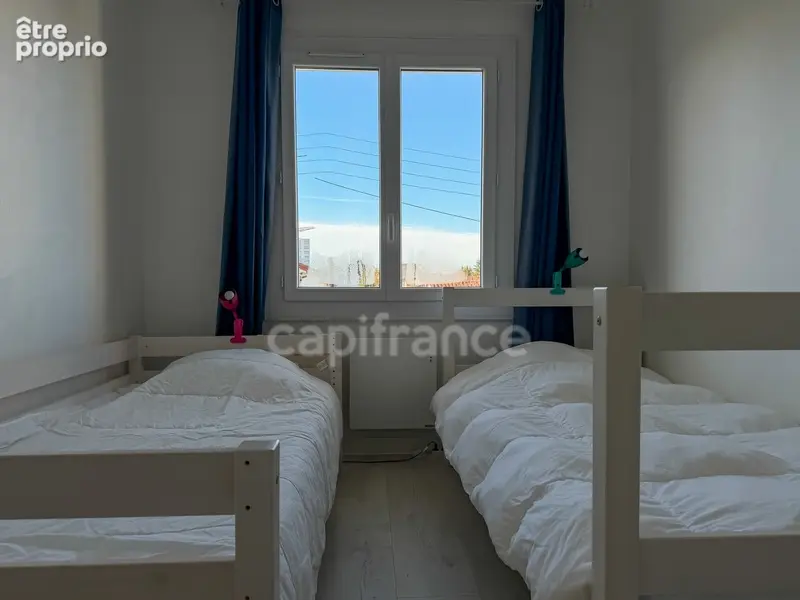 Maison à vendre 4 pièces ROYAN (17) - Piscine chauffée - Terrain de 375m² - photo 14
