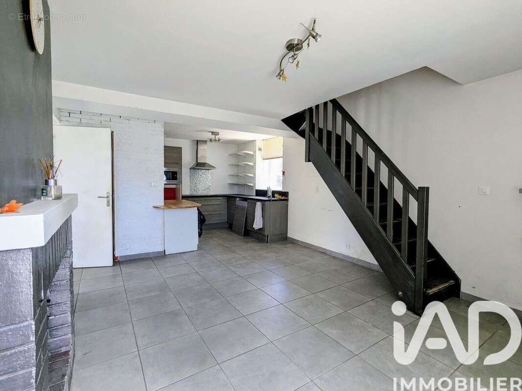 Maison 80 m² à Romazy  - photo 3