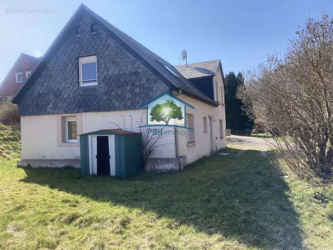 Maison à LE BONHOMME