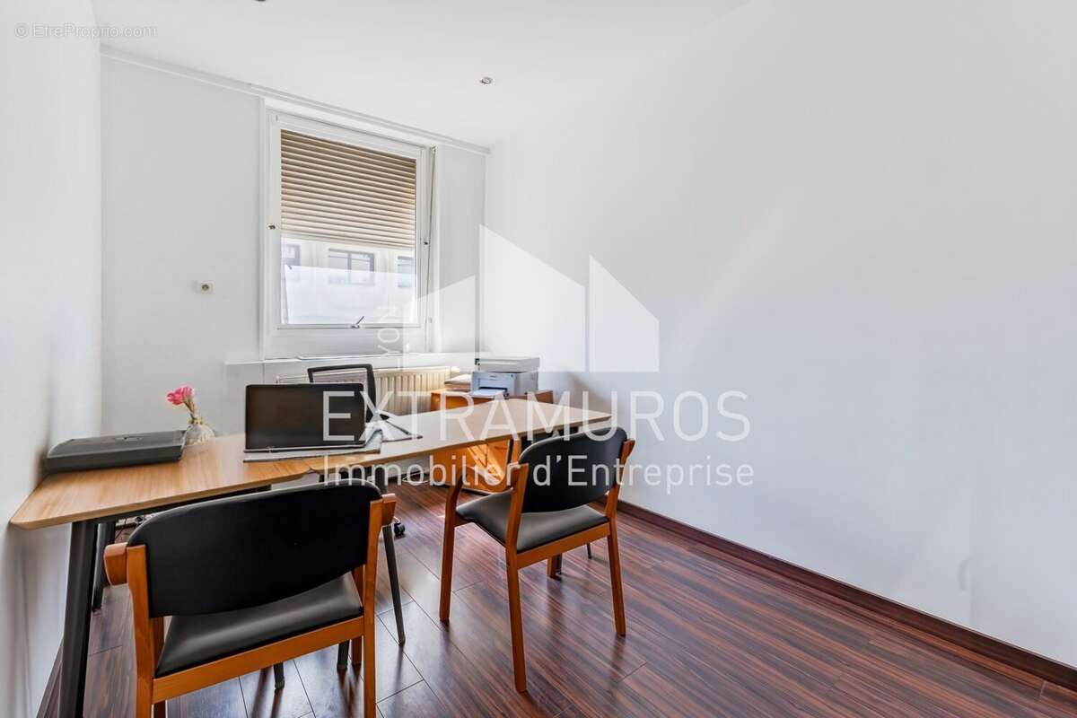 Commerce 224 m² à Lyon-3e  - photo 4