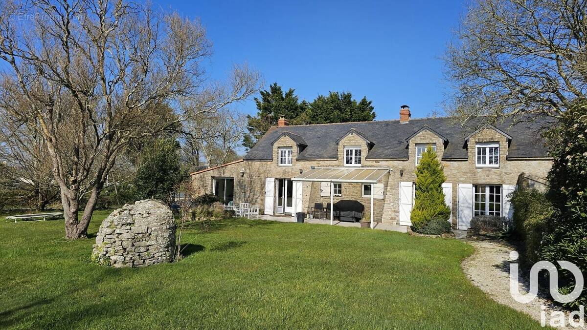 Photo 1 - Maison à CORDEMAIS