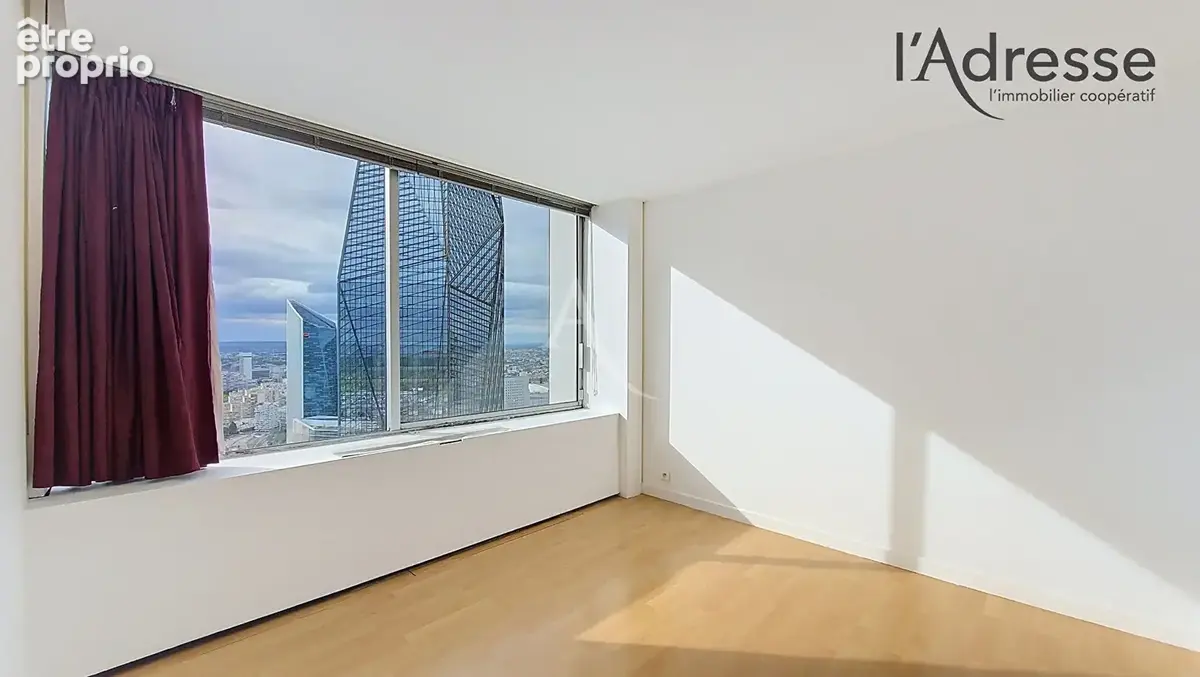 PUTEAUX/ LA DEFENSE - DERNIER ETAGE : appartement  4 pièces de 94m² avec cave et double parking - photo 15