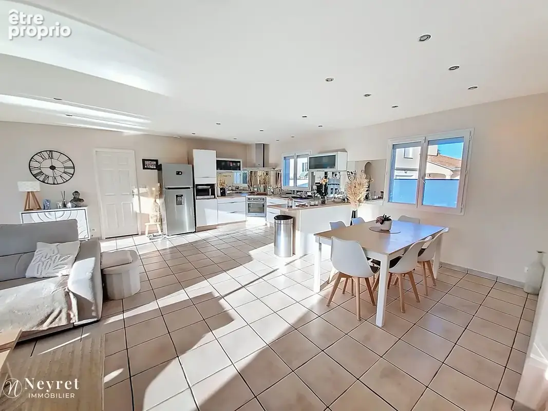 Rare !!! Maison de plain pied de 130 m2 sur 1500 m2 de terrain,  5 chambres - photo 6