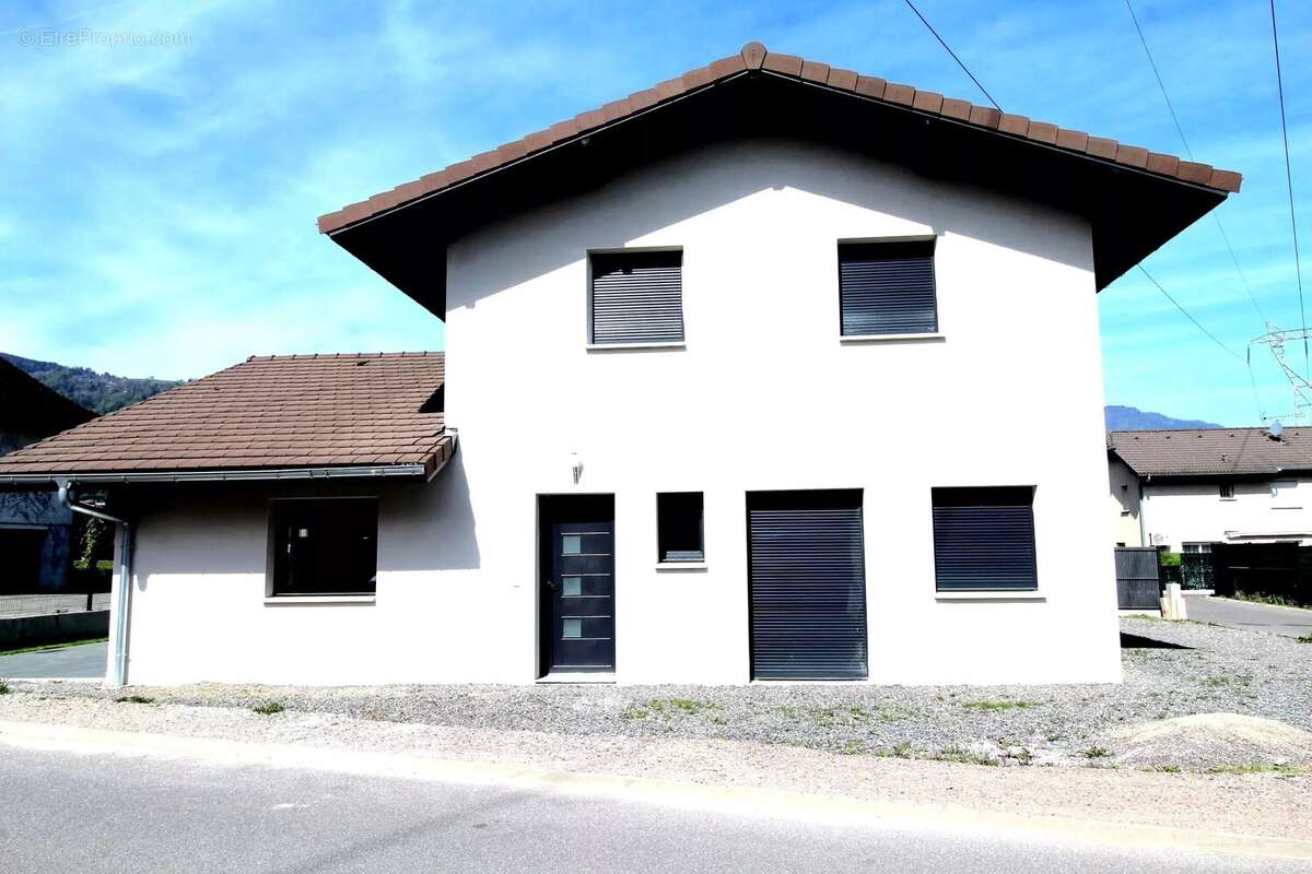 Maison à SCIONZIER