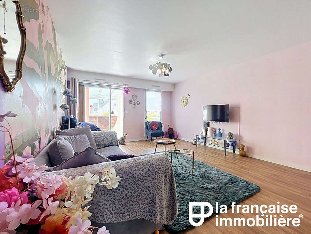 Appartement à LE RHEU