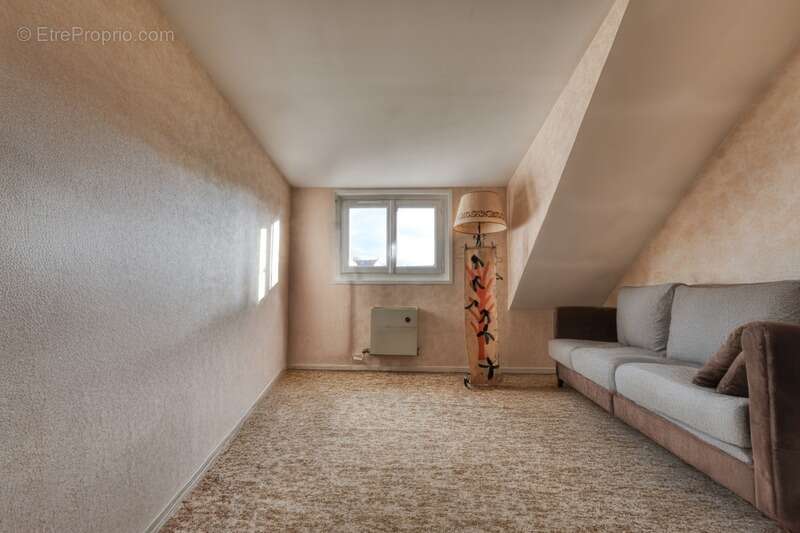 Maison à VILLIERS-SAINT-FREDERIC