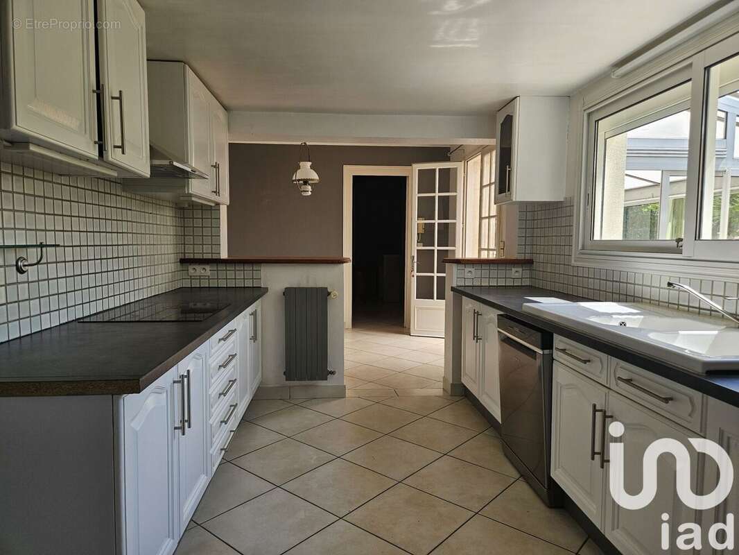 Photo 6 - Maison à SAINT-DENIS-DE-PILE