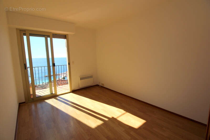Appartement à CAP-D'AIL