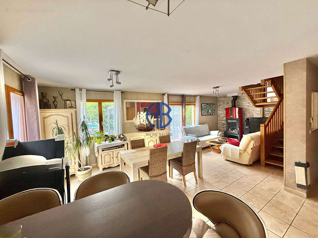 Maison 144m2 (4/5 ch) dans environnement hyper calme- 1500m2 terrain - photo 3