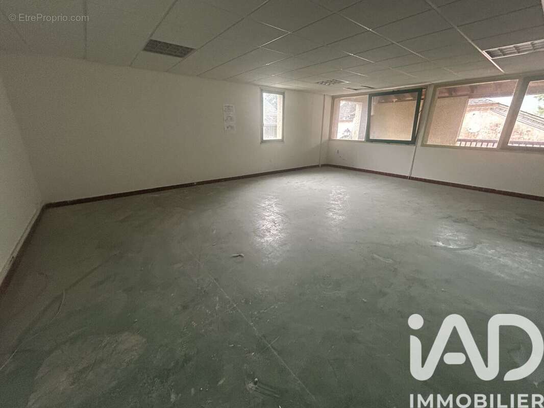 Appartement 91 m² à Bielle  - photo 3