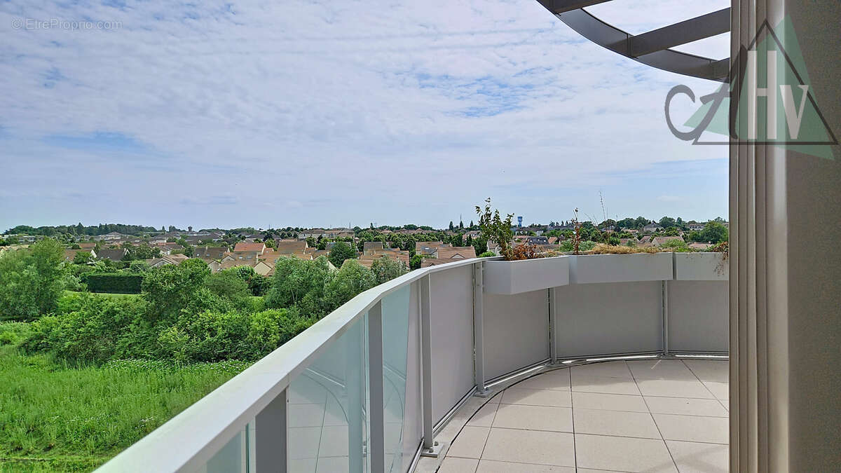 Appartement à MOISSY-CRAMAYEL