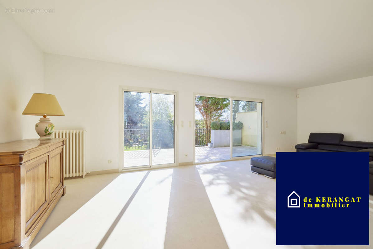 Maison à VERRIERES-LE-BUISSON