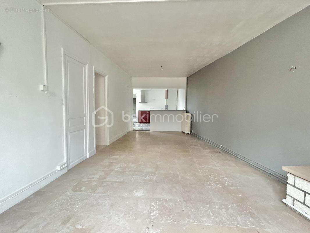 Maison à MILLY-LA-FORET