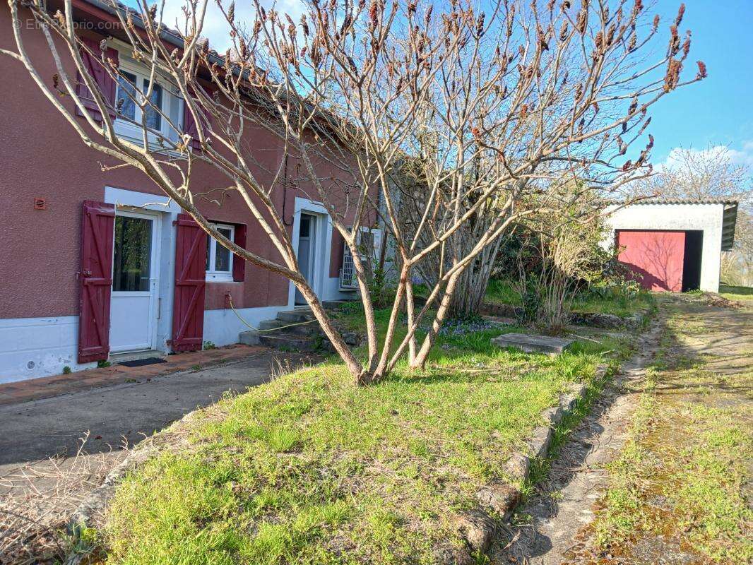 Maison à ROUMAZIERES-LOUBERT