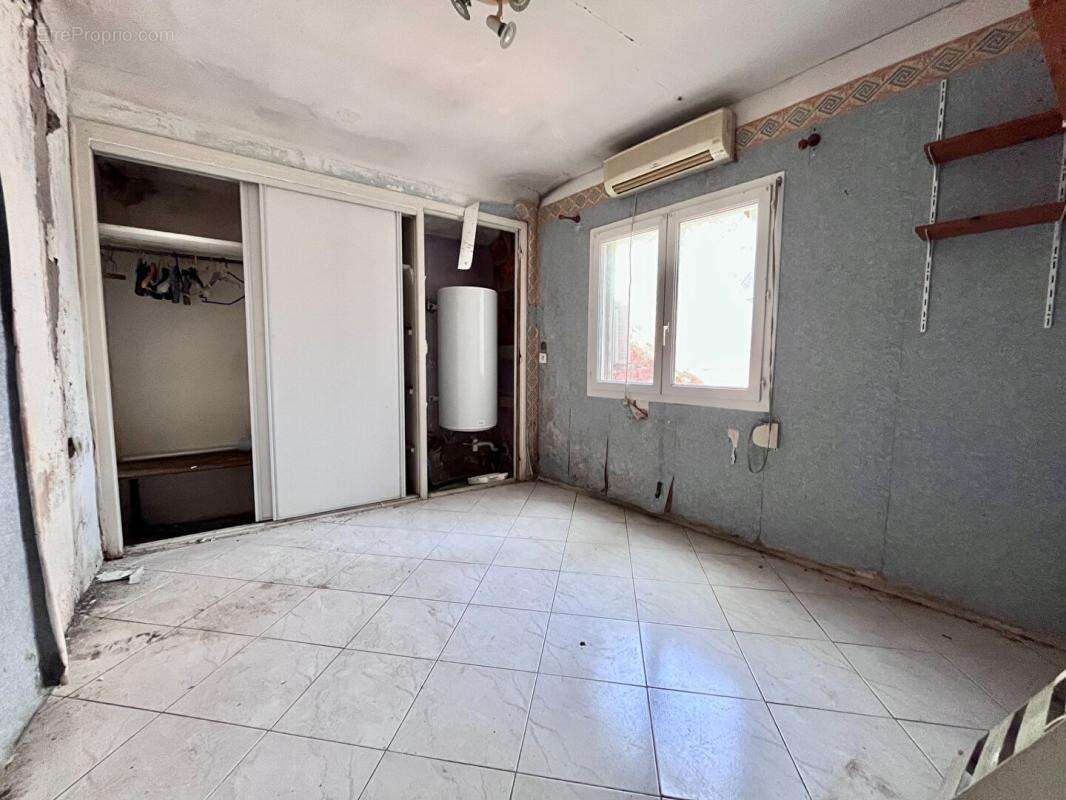 Maison de plain-pied de 95 m² environs avec travaux à prévoir sur un terrain de 509 m² proche de l'aéroport - photo 17
