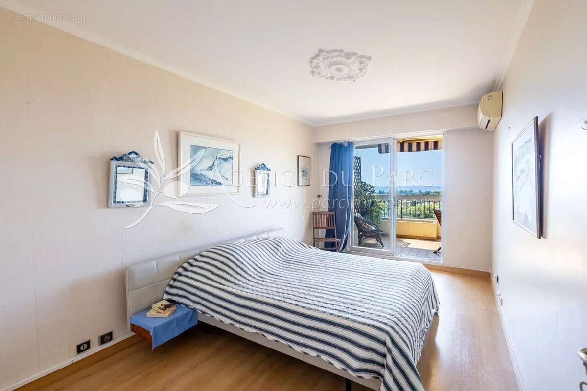 Superbe appartement 4 pièces avec vue mer à Villeneuve-Loubet - photo 9