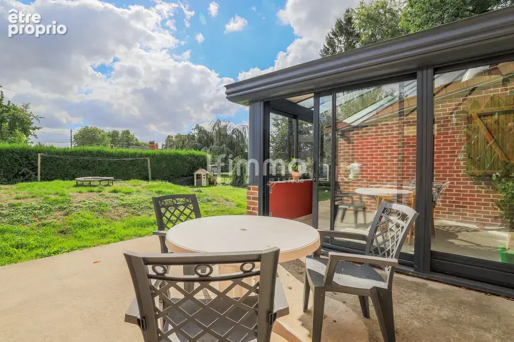 Maison avec jardin et garage – Une belle opportunité à saisir ! - photo 4