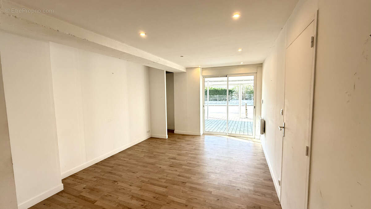 Commerce à BORDEAUX