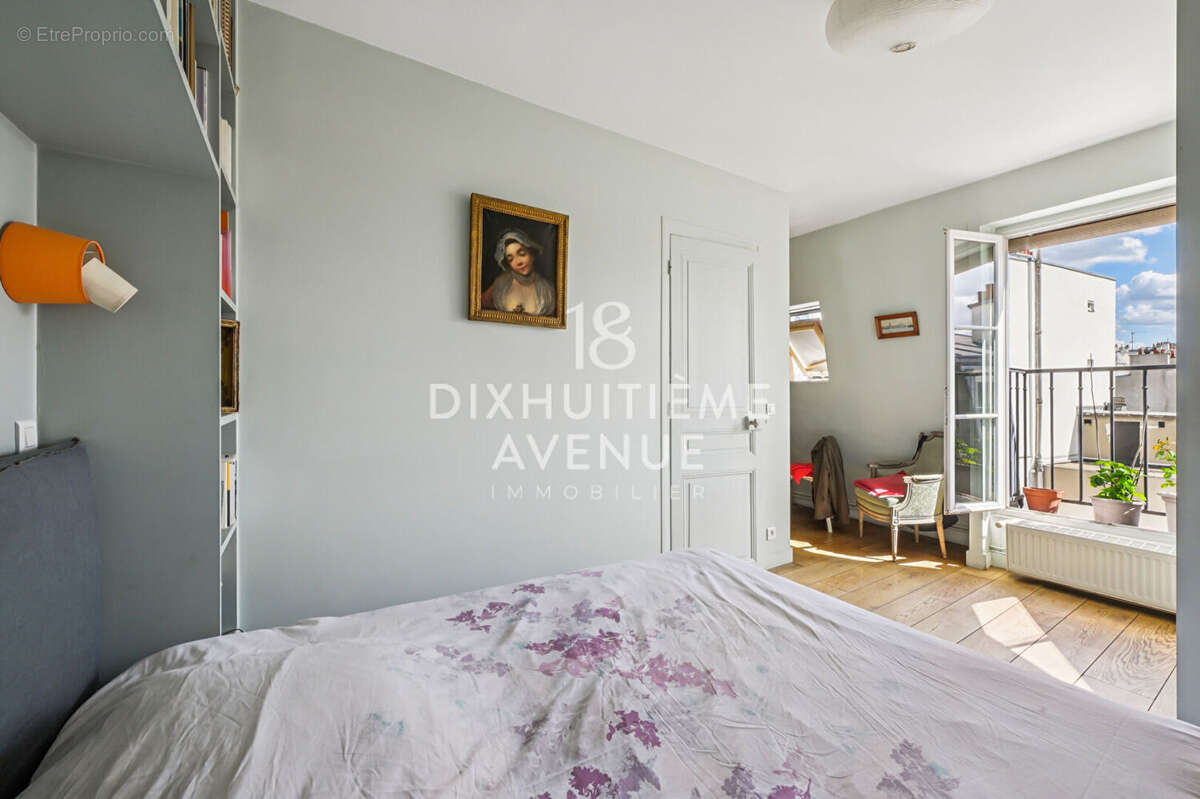 Appartement à PARIS-18E