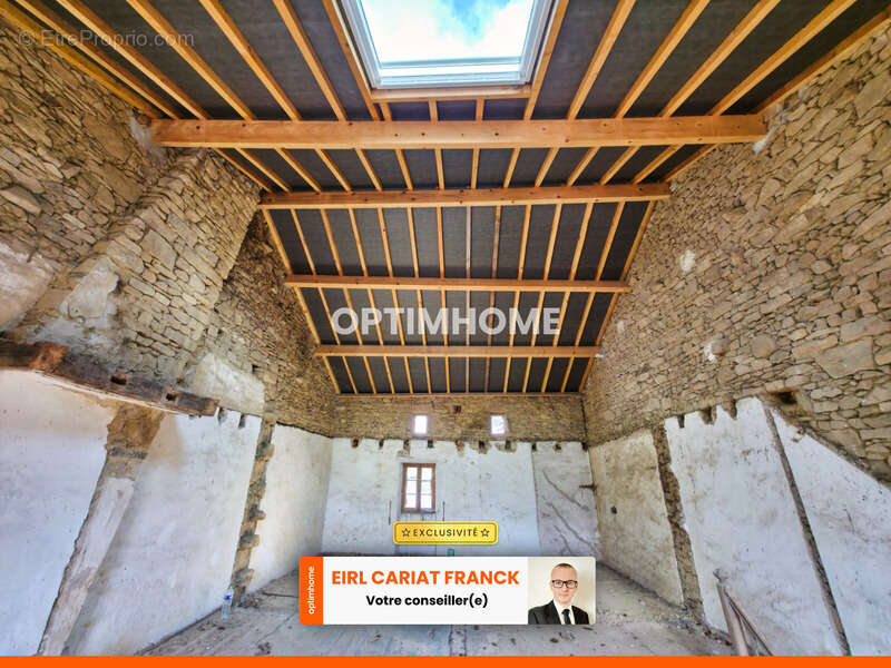 Maison à SAINT-AMAND-MAGNAZEIX