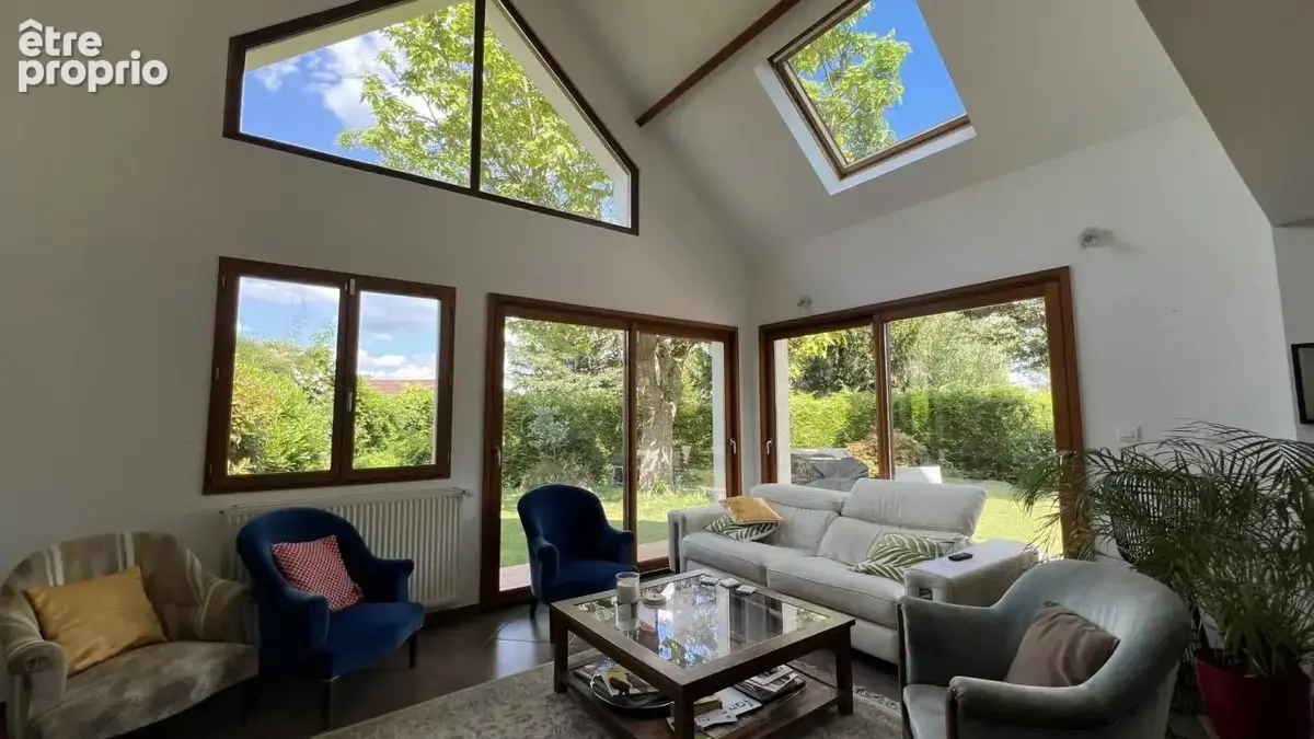 Photo Maison à Villepreux au prix de 735 000€