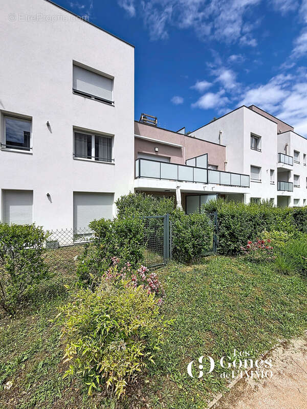 Appartement à CRAPONNE