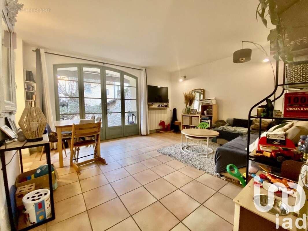 Photo 3 - Appartement à ARAMON