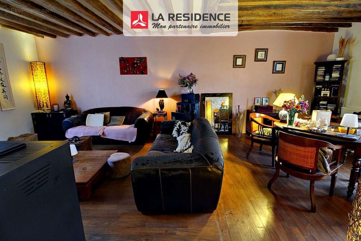 Appartement à VAUX-SUR-SEINE