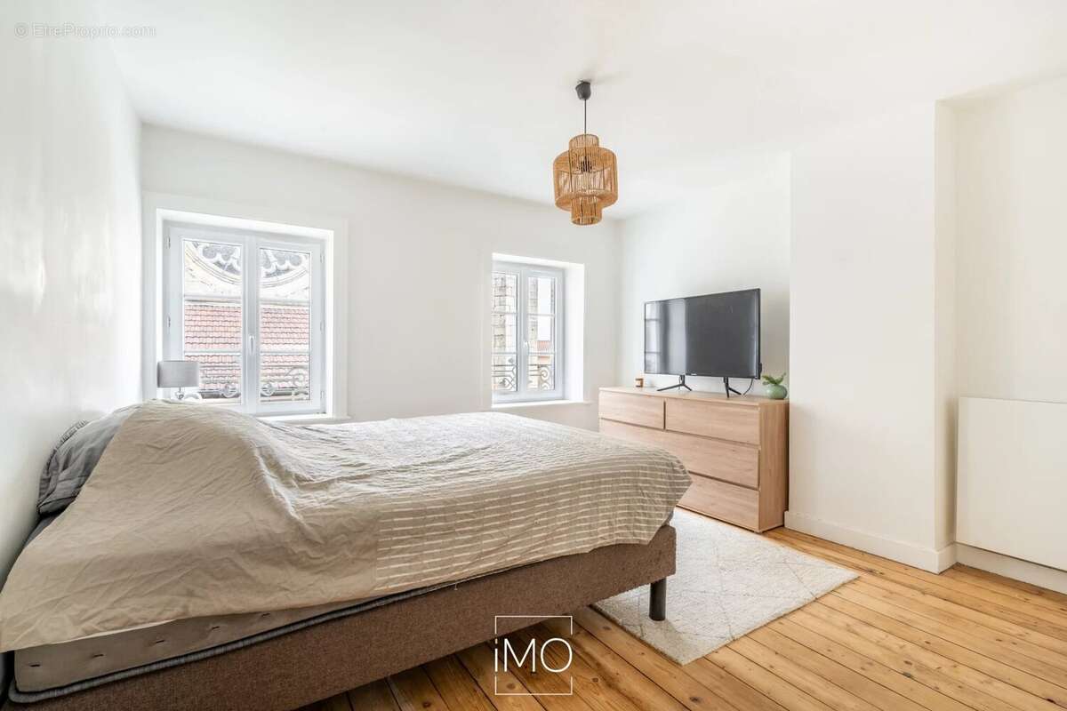Appartement à CHASSELAY